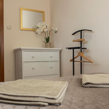Thermal Irisz Apartman Kiskunhalas Luaran gambar
