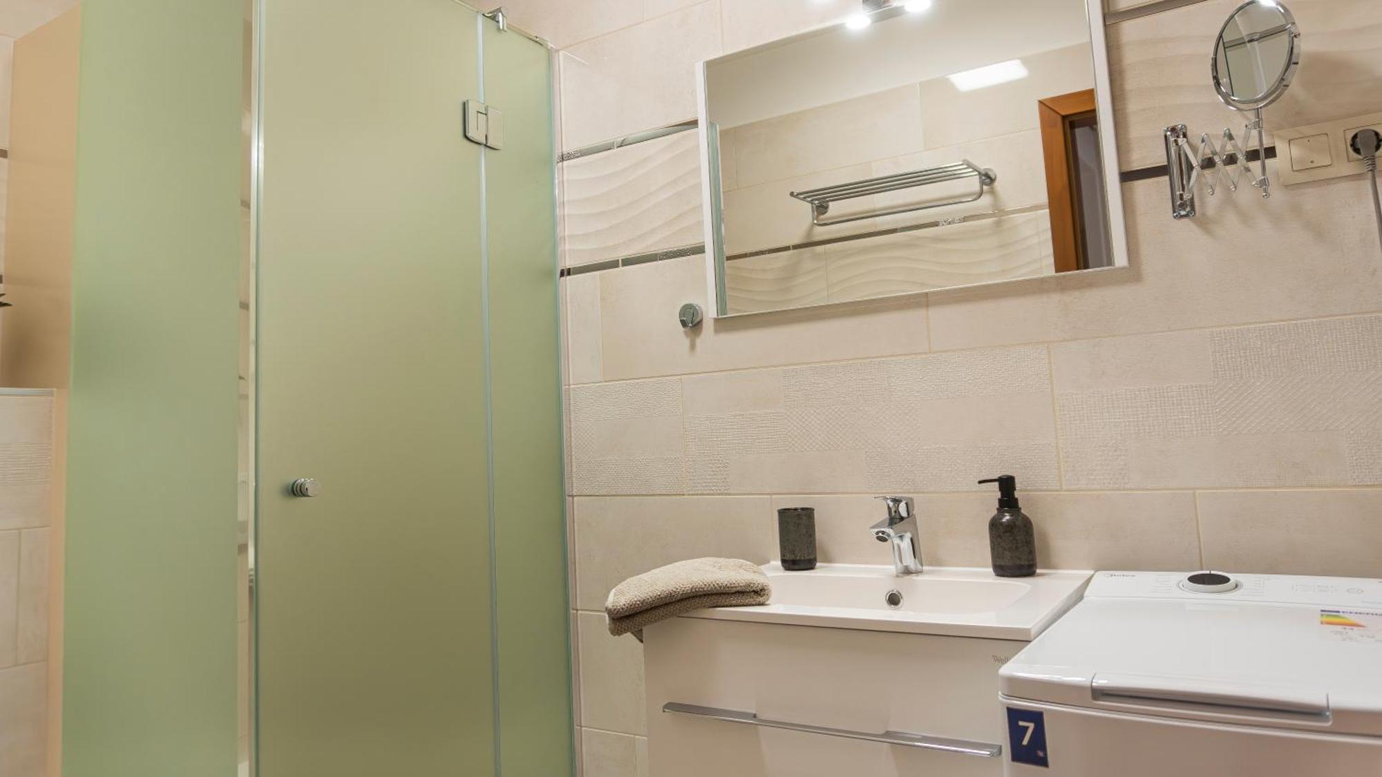 Thermal Irisz Apartman Kiskunhalas Luaran gambar