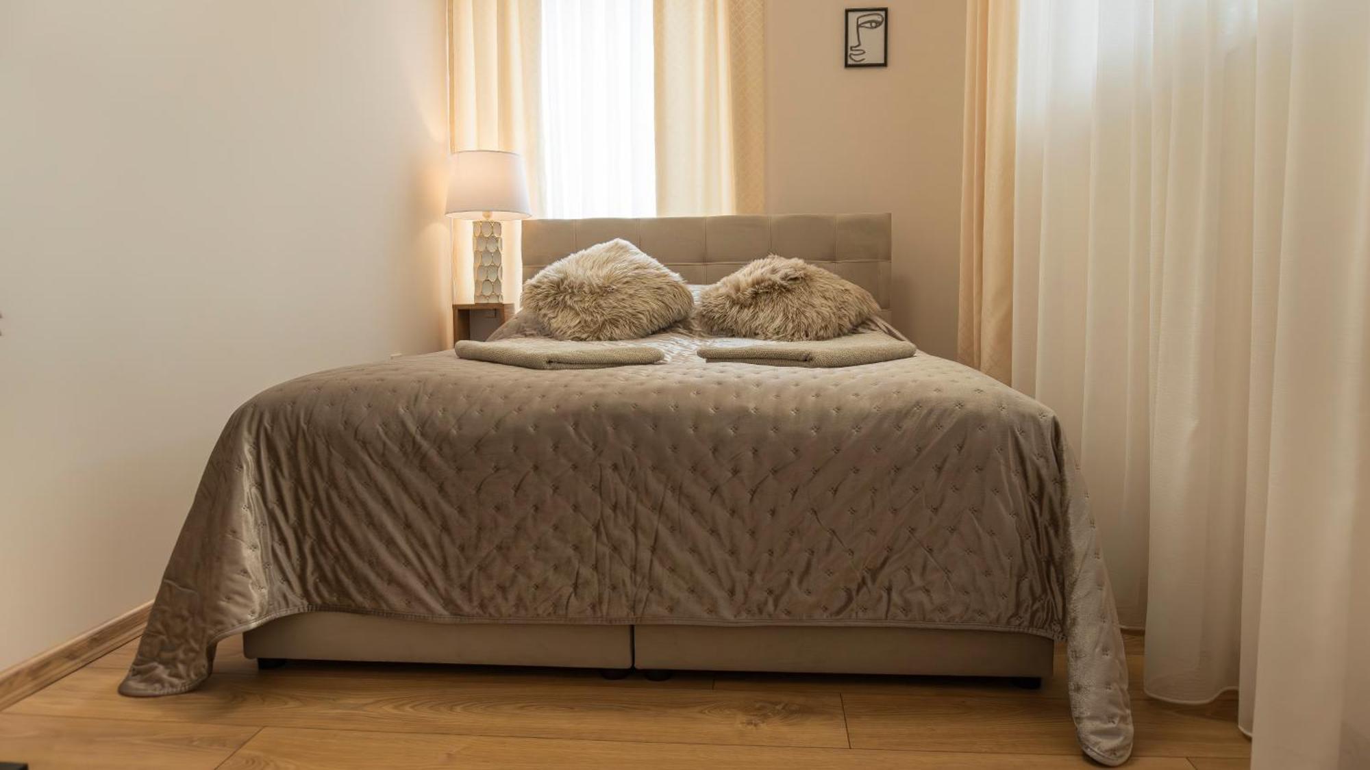 Thermal Irisz Apartman Kiskunhalas Luaran gambar